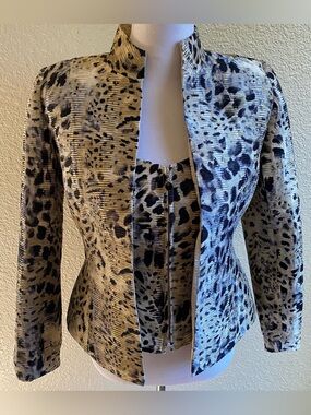 Flores & Flores 100% Silk Leopard Two Piece Suit Jacket and Sleeveless Top: 4